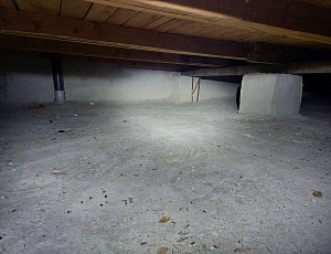 Zateplení stropu řadového domu pomocí foukané izolace